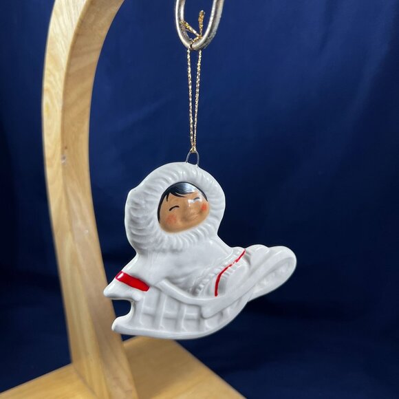 Vintage Snowbabies Eskimo On Sled Ornament By Alan Johnson Co Porcelain Hand-Pai - Picture 1 of 2